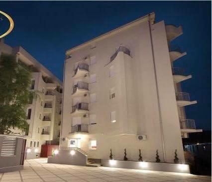 Holiday Wing Apartment 2 야고디나 외부 사진