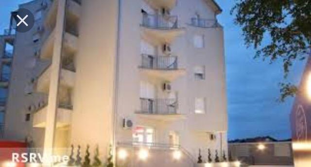 Holiday Wing Apartment 2 야고디나 외부 사진
